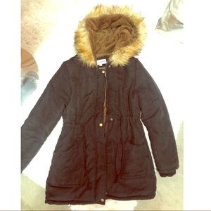 Fully Sherpa-lined parka jacket